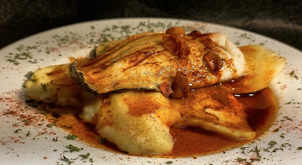 Merluza al horno con ajada